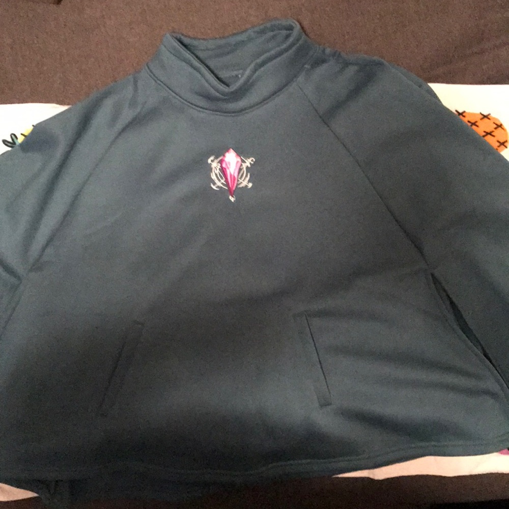 Lootwear Jim Henson’s the dark crystal poncho